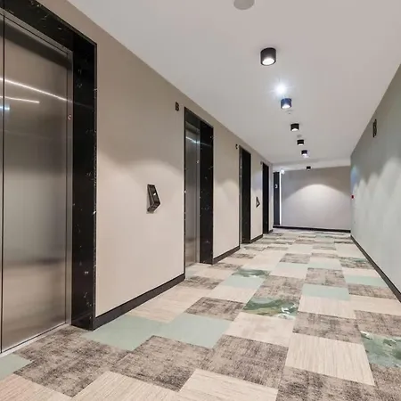 Eurovea Tower 2 Sky View Apartamento Bratislava