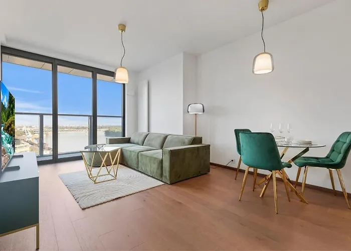 דירה Eurovea Tower 2 Sky View